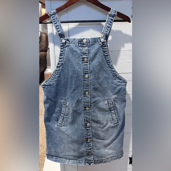 Celebrity Pink Dresses & Skirts - Celebrity Pink Denim Overall Dress size medium